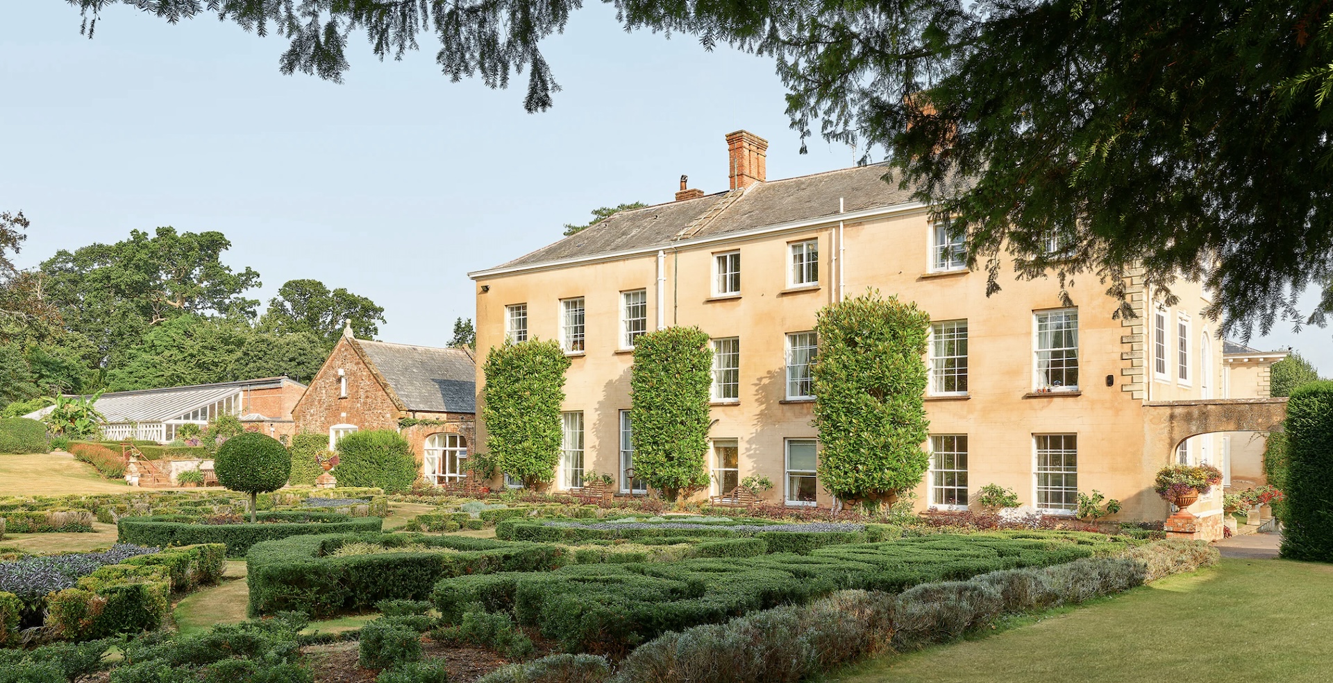 Discover the difference for yourself with our Summer Holiday Respite Care and Complimentary Day With Us and experience more than standard care.